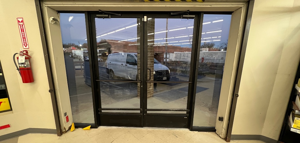 Fairfax Glass Door Replacement Virginia Commercial Storefront Business Break in Emergency Burglary Residential Sliding Patio French Service Cities Alexandria | Annandale | Burke | Centreville | Chantilly | Clifton | Dunn Loring | Fairfax | Fairfax Station | Falls Church | Fort Belvoir | Great Falls | Herndon | Lorton | Mc Lean | Oakton | Reston | Springfield | Vienna | West Mclean