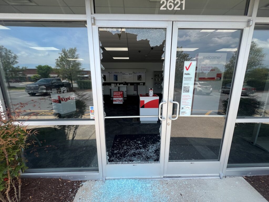 Same Day Glass Door Replacement Bethesda MD Company Storefront Standard Commercial Business Emergency 24 Hr Residential Patio French Sliding
